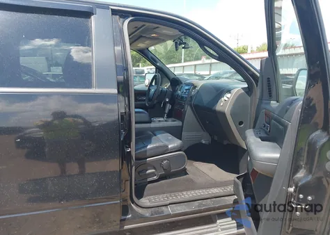 2005 Ford F-150 Lariat/Xlt z USA, uszkodzony, nr VIN 1FTPW12555FA79391